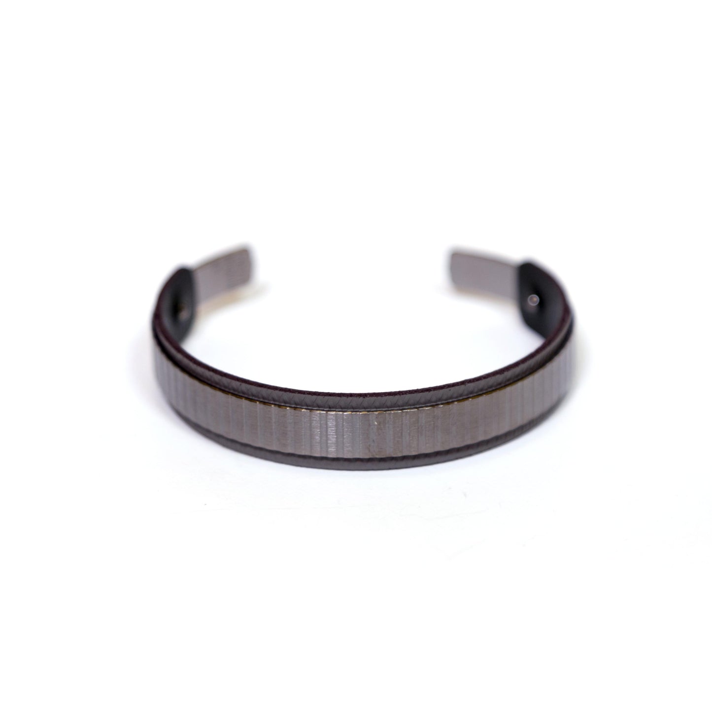 Men Bracelet Vertical Ruthenium Mat Leather Black Carbon