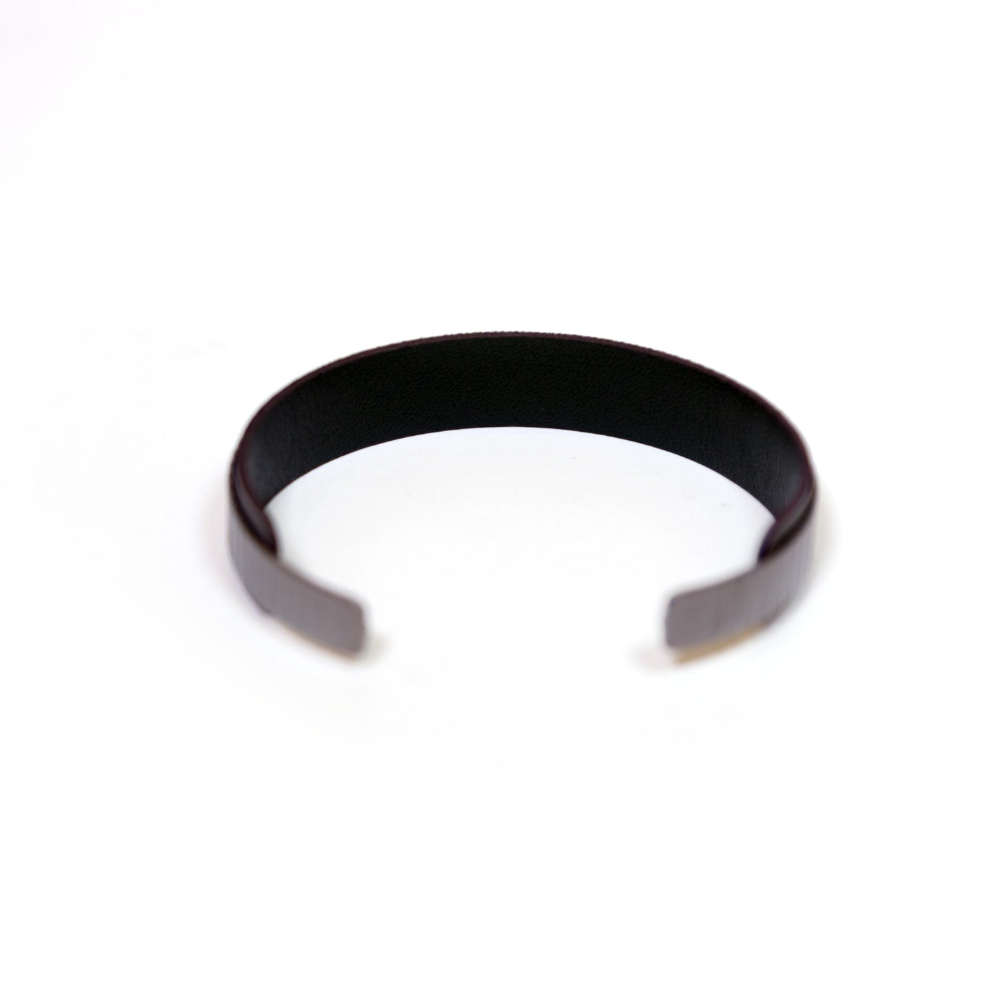 Men Bracelet Vertical Ruthenium Mat Leather Black Carbon