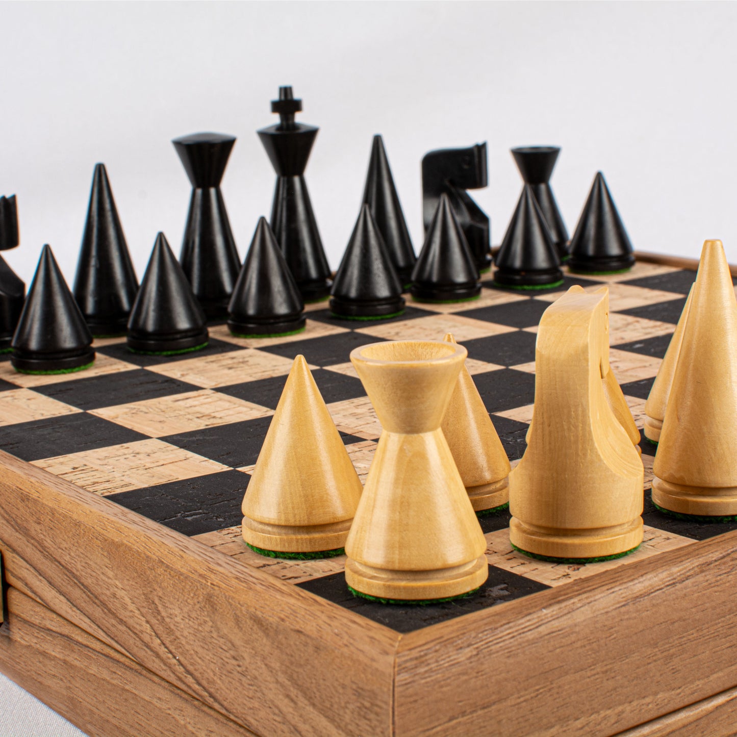 Black Natural Cork Chessboard Inlaid on Wooden Box With Natural & Ebonised Chessmen