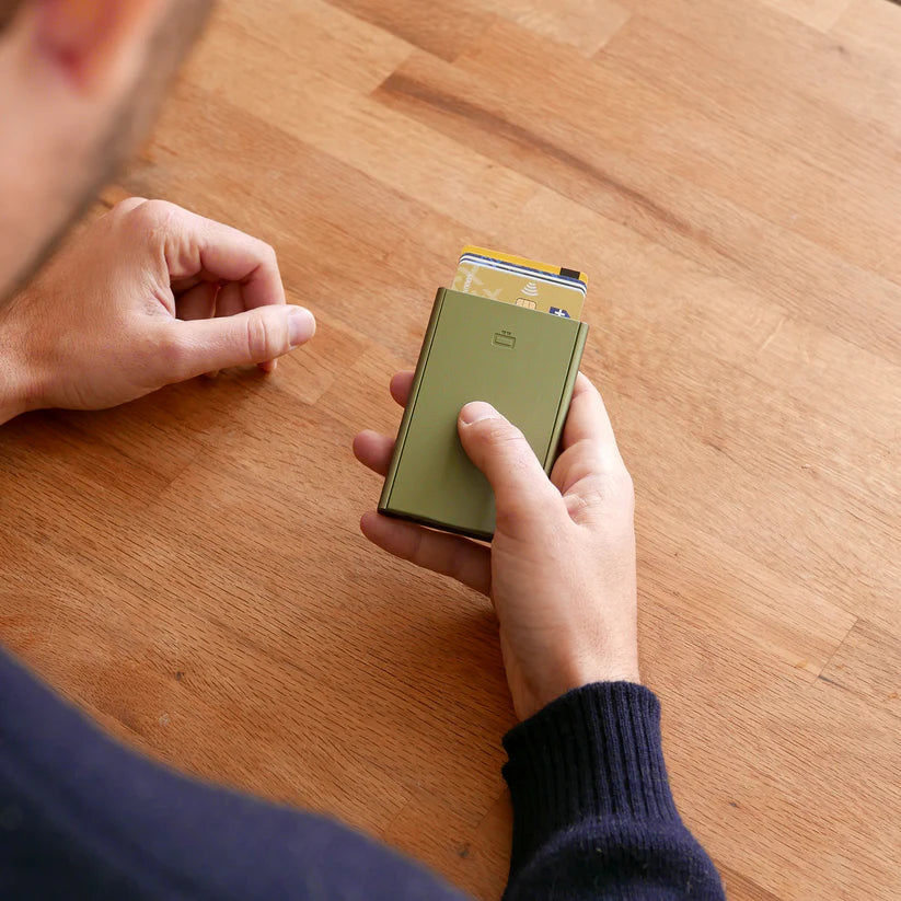 Card Holder Slider | Cactus Green