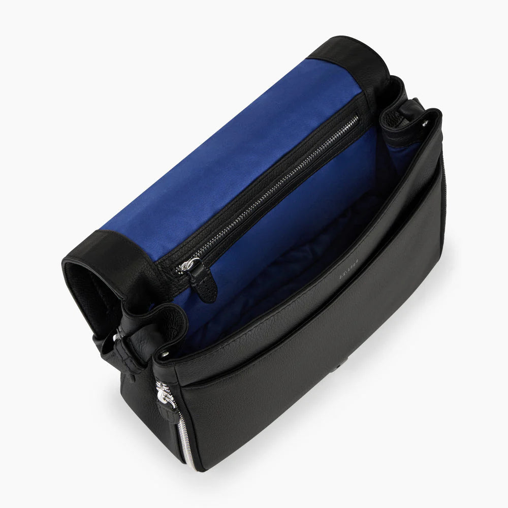 Simone Medium-Sized Bag With Crossbody Strap In Black Grained Leather