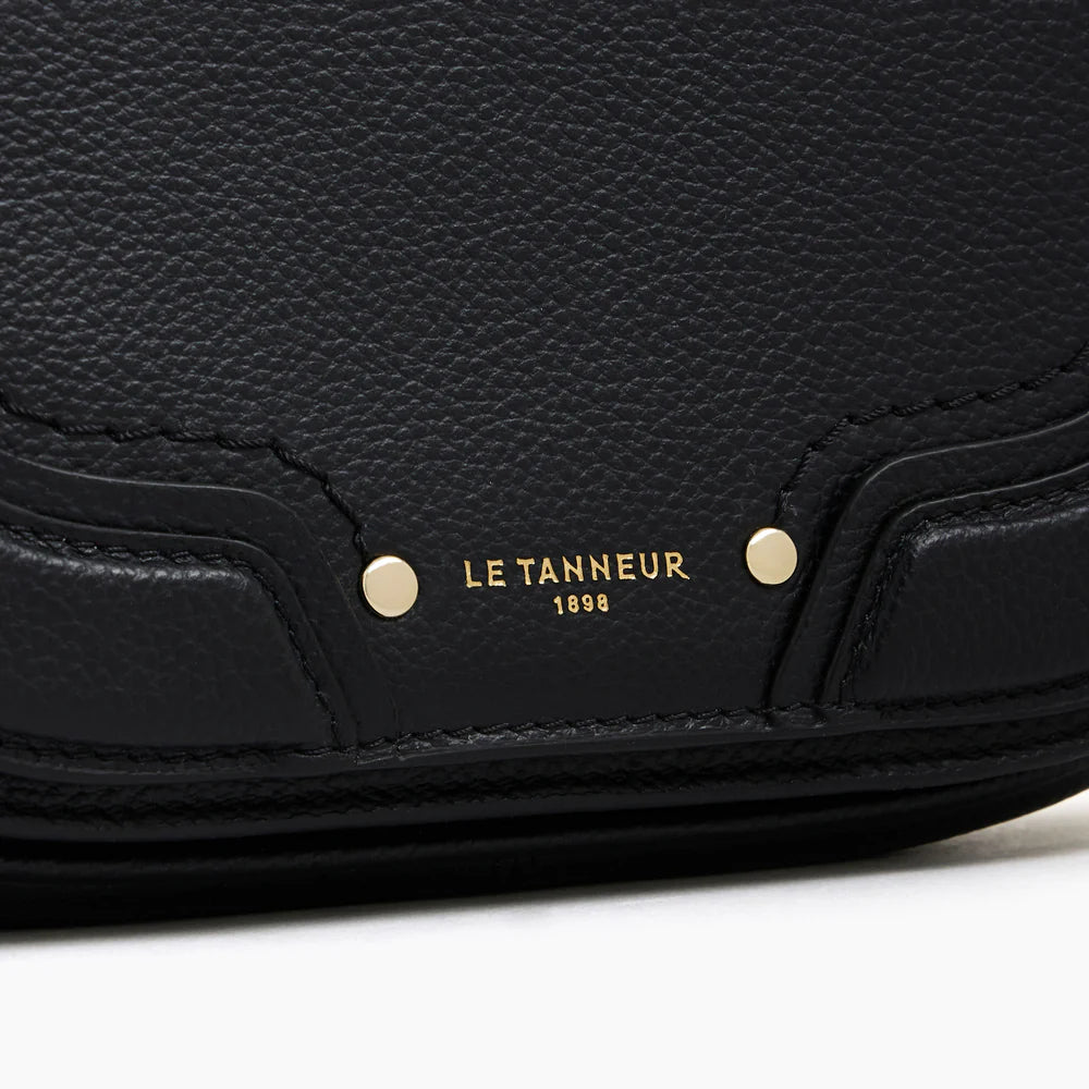 Ella Medium Crossbody Bag In Grained Leather - Black