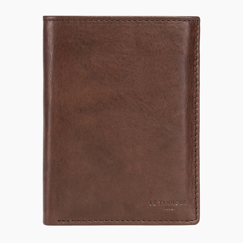 Gary Vertical Wallet With 3 Shutters In Oiled Brown Leather