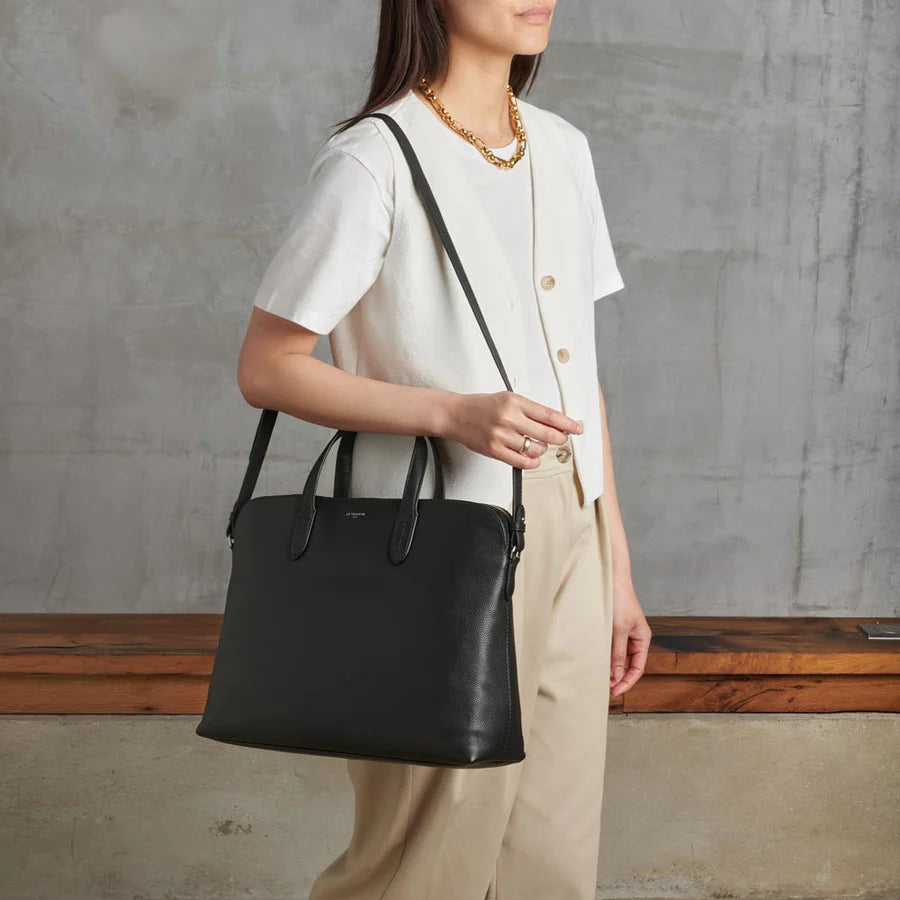 Sophie 15" Briefcase With 1 Gusset In Grained Black Leather