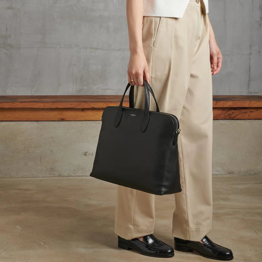 Sophie 15" Briefcase With 1 Gusset In Grained Black Leather