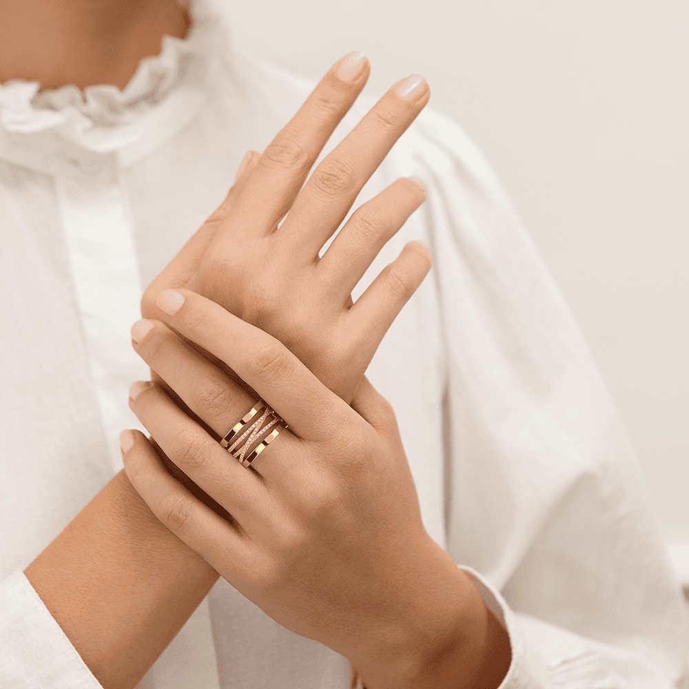 Liens Ring, Gold finish, Coral / Navy Blue