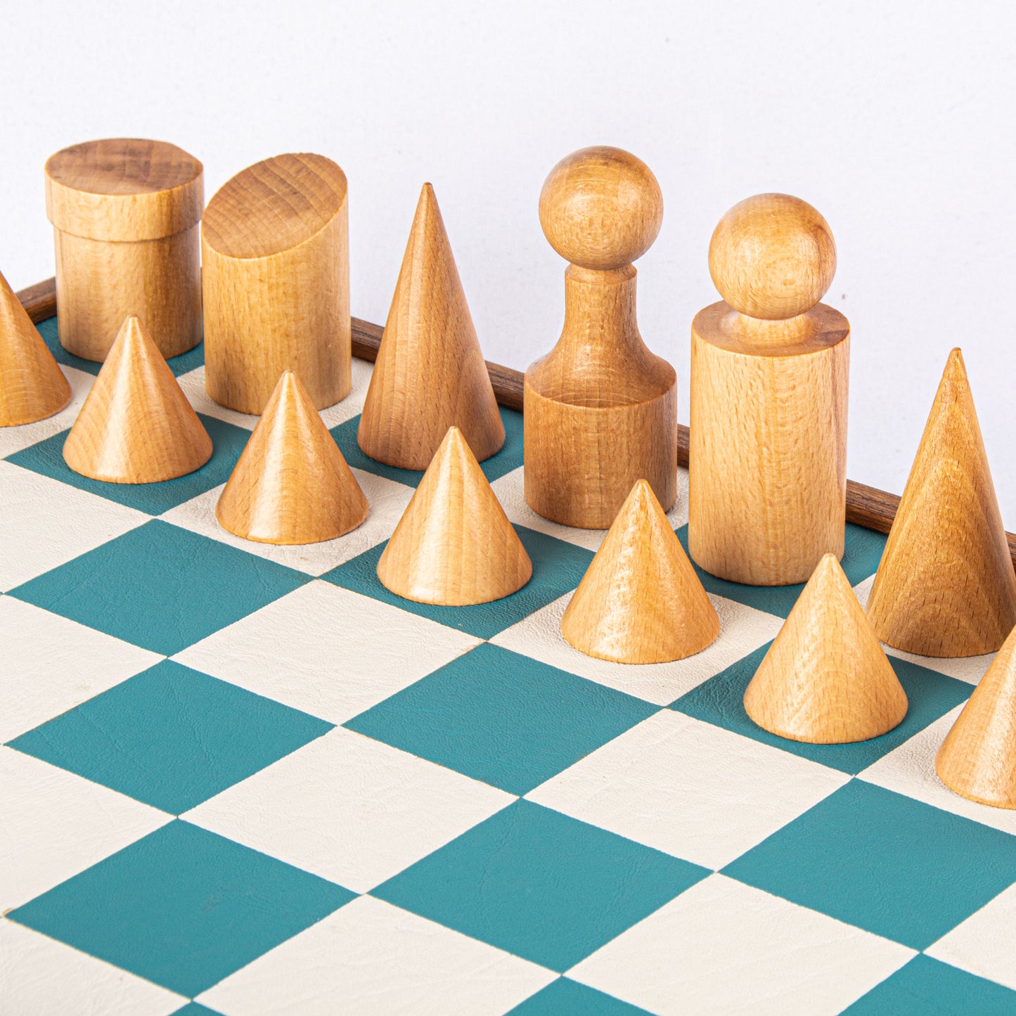 Black & White Leatherette Inlaid Chessboard With Bauhaus Style Wooden Chessmen